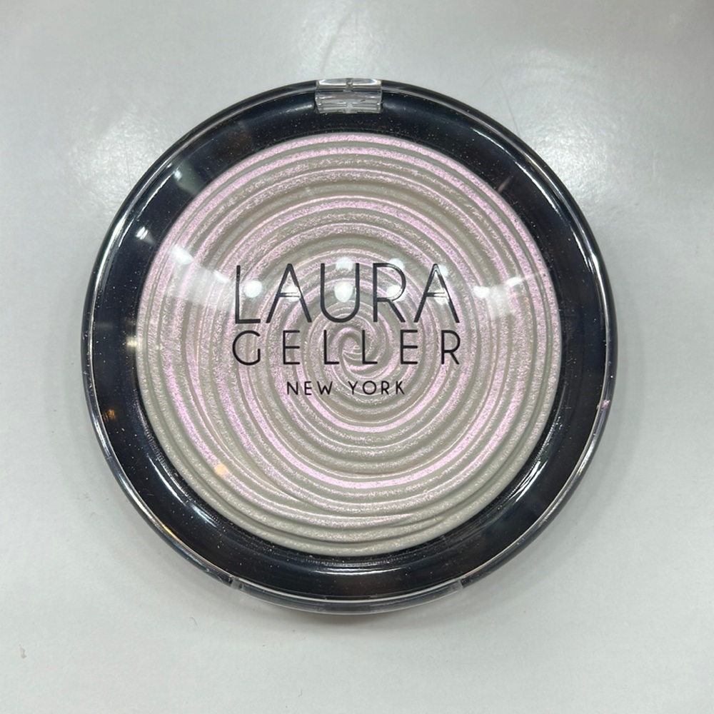 Brand NEW Laura Geller Baker Gelato Illuminator Highlight Shade: diamond dust